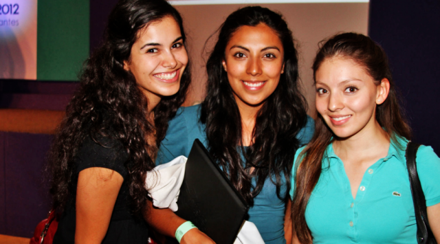 Dedicación, Empeño y Experiencia: Dra. Silvia Arias