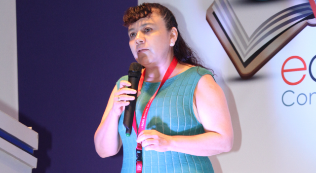 La Sociedad del Futuro, Dra. Lourdes Galeana de la O