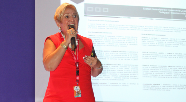 Evaluación es una cuestión enfoque, Mtra. María Elena Barrera Bustillos