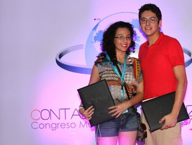 Mtra. Sylvia Meljem Enriquez de Rivera en el Foro Mundial de Universitarios