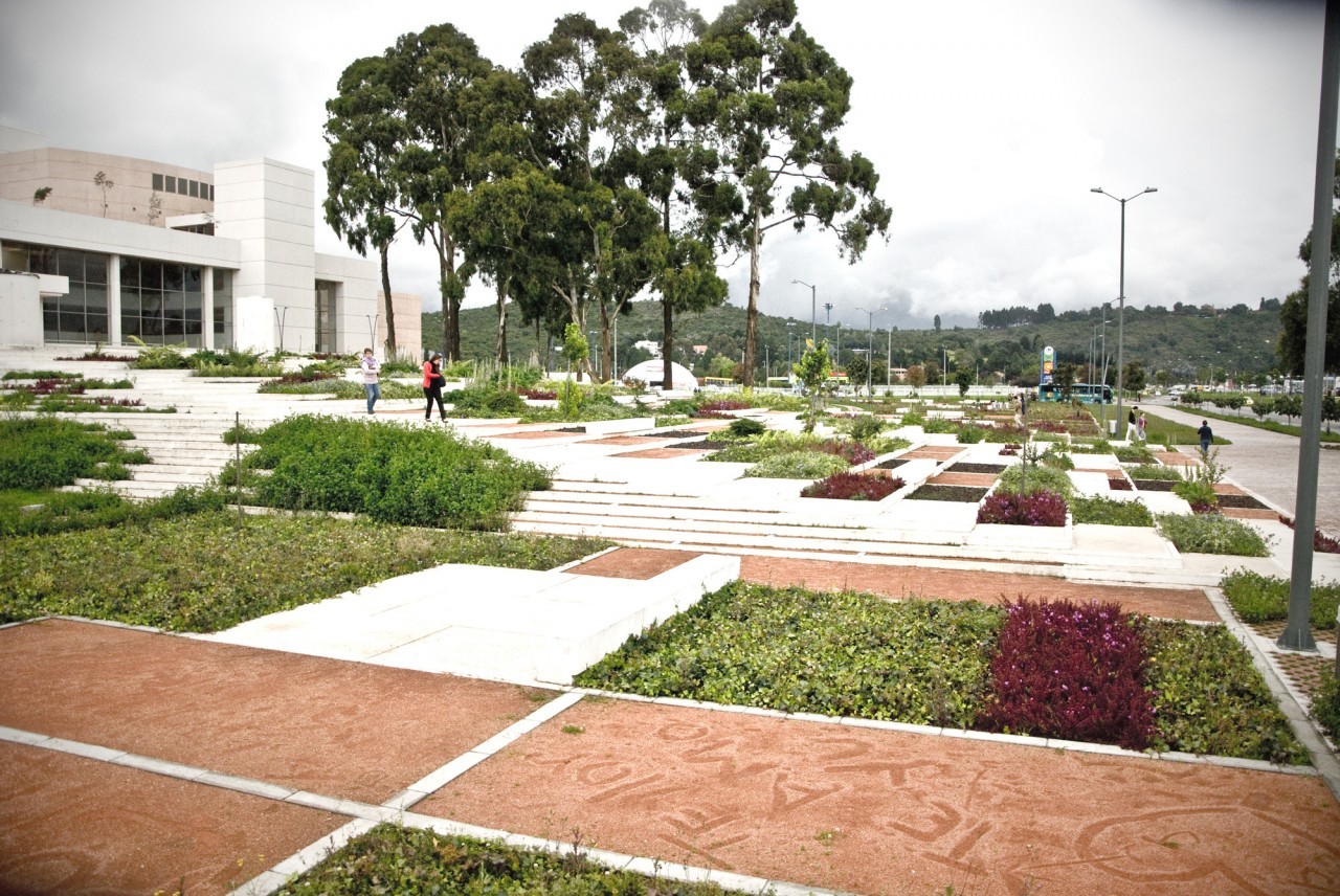 Arquitectura y Paisaje: Una Opción  para el Arquitecto de Hoy en Día