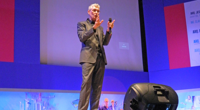 El humano daña a la naturaleza, pero él se daña así mismo